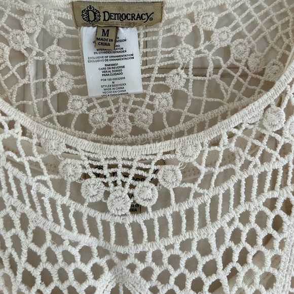 Ivory top - Picture 2 of 4